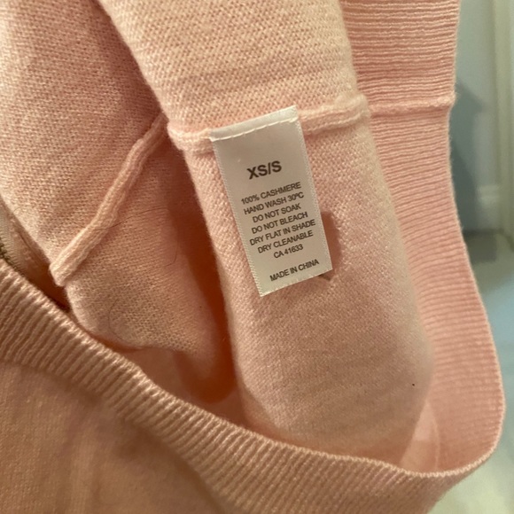 Cashmere Zip Up - Picture 3 of 3